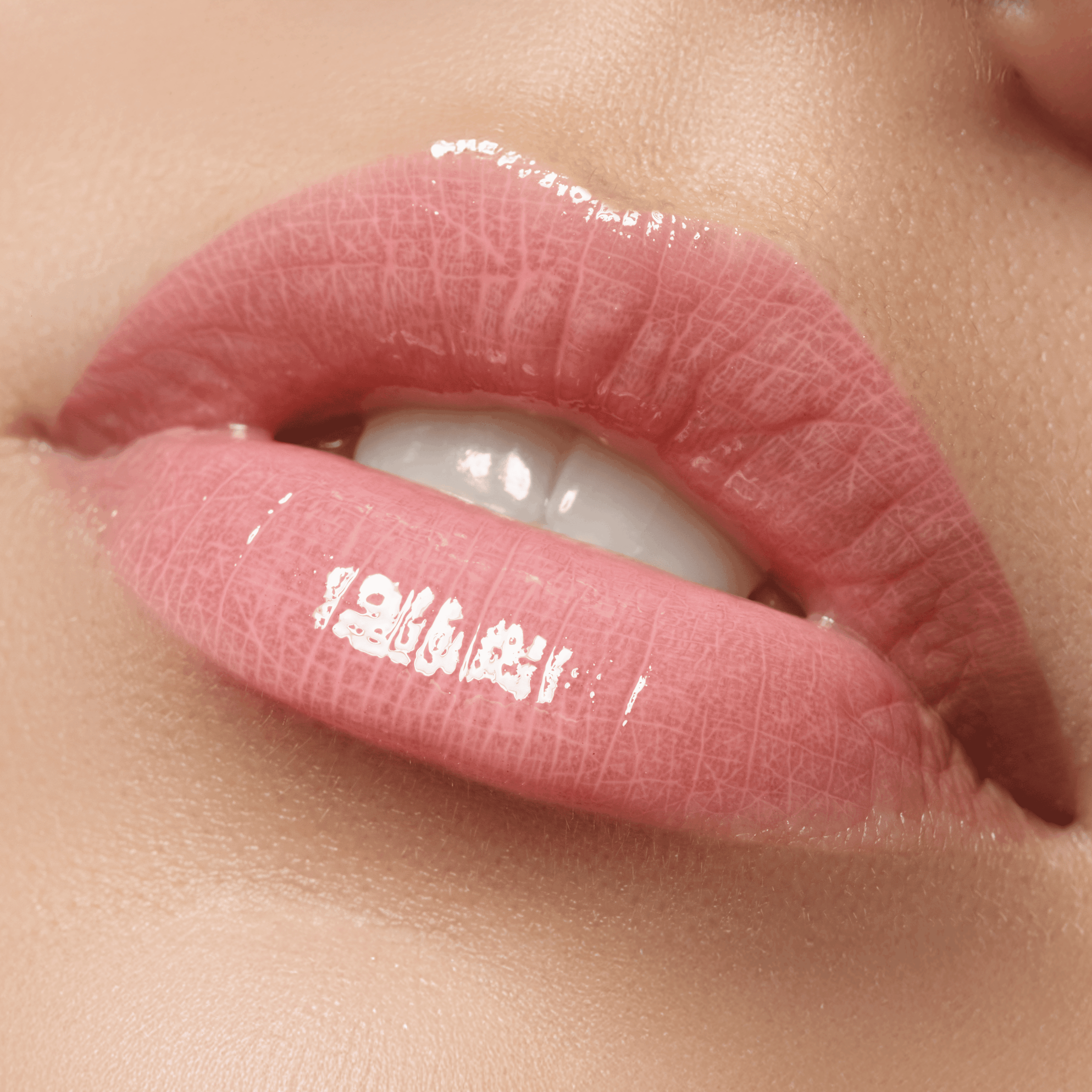LIP GLOSS VOLUMIZZANTE - immagine 2